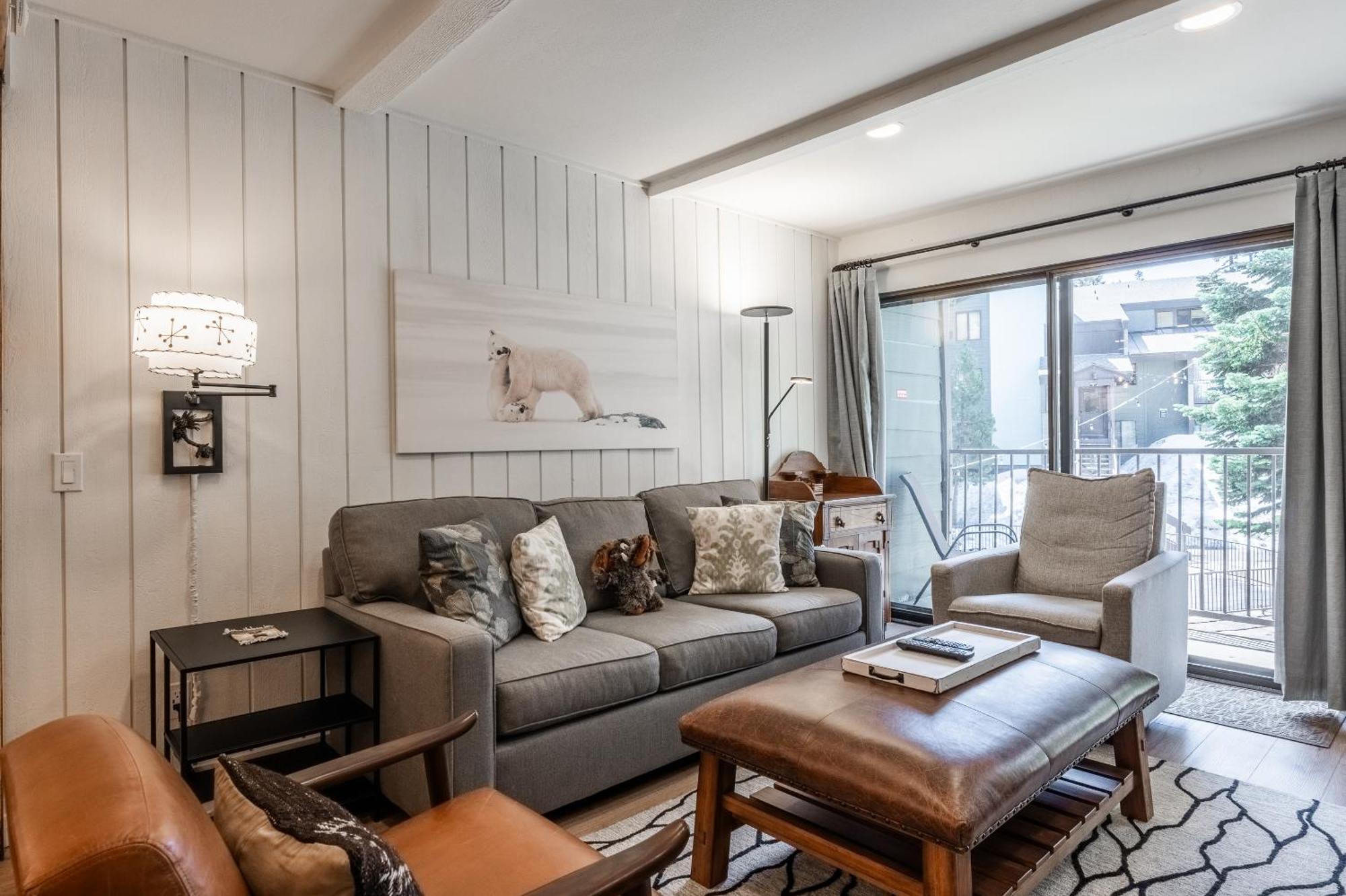 Fully Renovated! St Anton #17 Ski In Ski Out 1 Bedroom 1 Bathroom Condo! Sleeps Up To 4! Маммот Лейкс Экстерьер фото